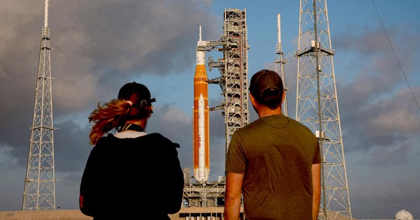 Artemis II: Humans Return to Moon After 54 Years