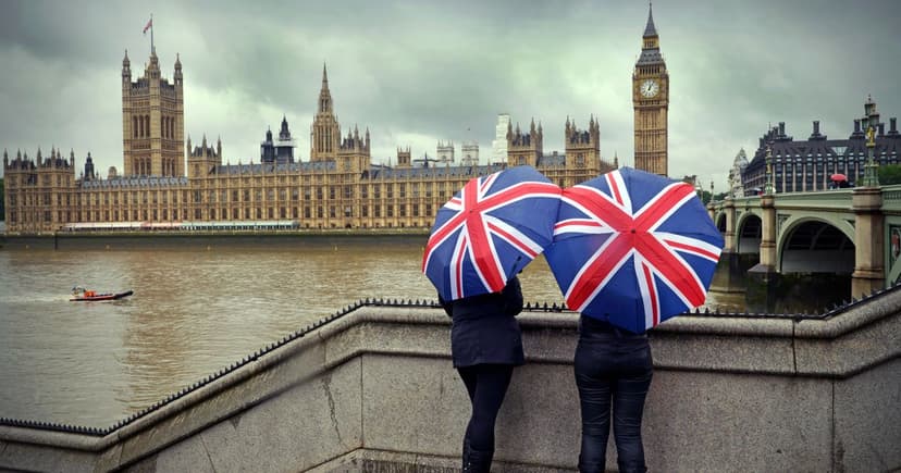 Brits Baffle American Visitor with Quirky Customs and Traditions