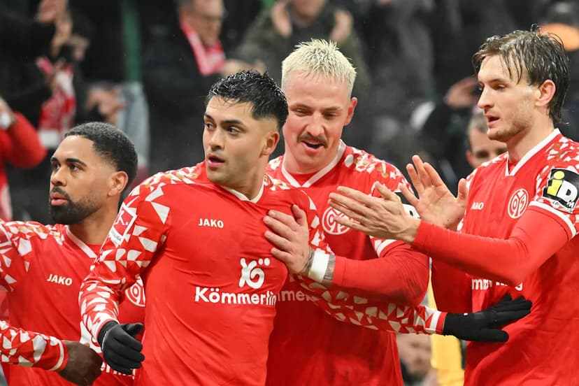 Amiri Volley, Vieira Free Kick Lead to Bundesliga Draw