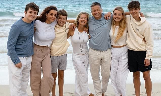 Pilot's Brain Cancer Fight: Experimental Heat Therapy Shows Promise