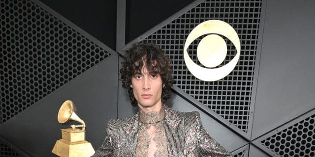 Sombr Shines in Silver Valentino at 2026 Grammys