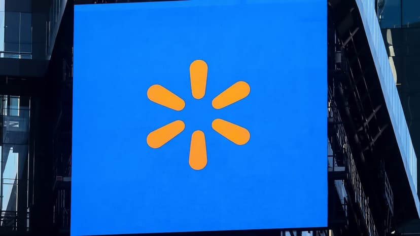 HSBC Downgrades Walmart Stock Amidst Concerns